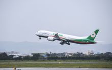 EVA AIR’S FIRST DREAMLINER TAKES MAIDEN FLIGHT  FROM TAIPEI TO HONG KONG 