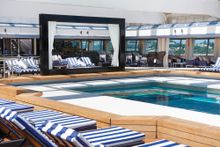 Vasco da Gama - Pool Deck