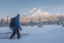 winter hikes on Oregon's Mount Hood at Trillium Lake