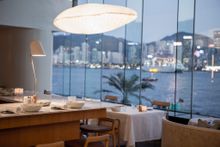 Rech by Alain Ducasse - Celine Wright Paper Lamps with harbourview ©Pierre Monetta