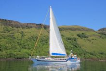 Zuza sailing in the Hebrides