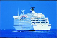 Imagine a romantic winter escape that begins with watching the sun set over the sea from the deck of Australia�s largest floatin