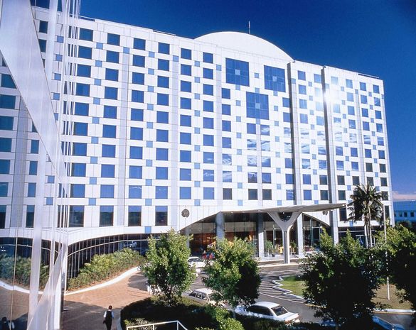 Holiday Inn Sydney Airport - the first of its kind in South-east Asia and the South Pacific region
