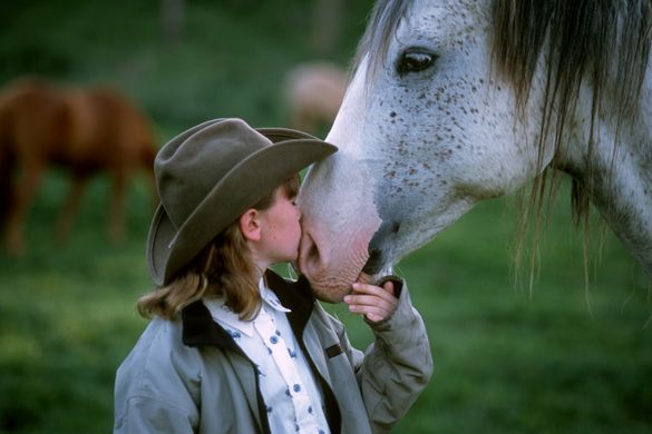 Courtesy of DRA & jeff@JAGPhotoInc.com �2002