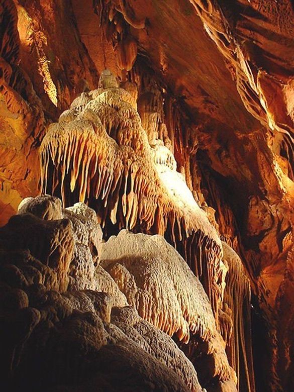 80 Years of Famous Visitors and �Firsts� at Shenandoah Caverns