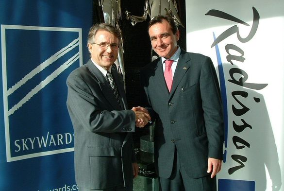 Skywards� Vice President Brian LaBelle (left), congratulates Jean-Marc Busato, Vice President, Middle East, Rezidor SAS Hospital