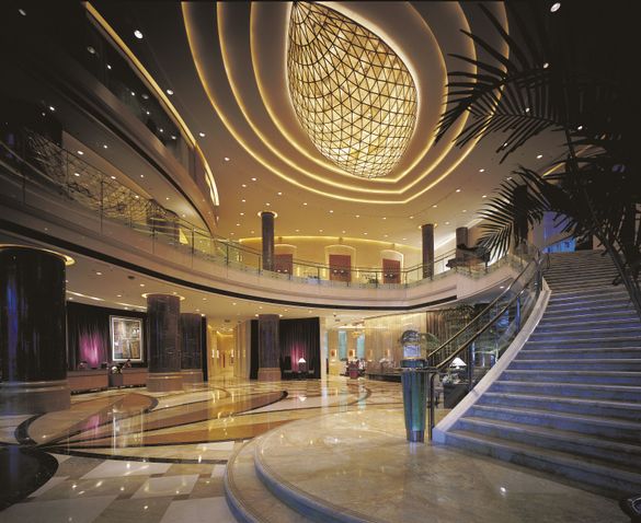 St. Regis Hotel, Shanghai: Staircase