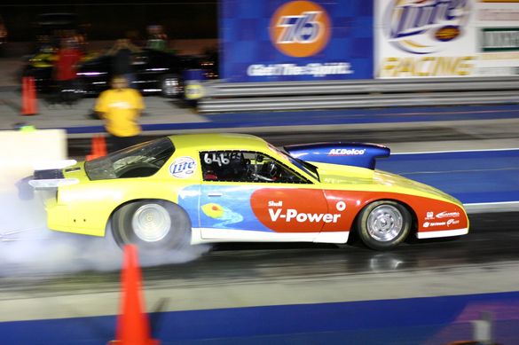 Night time races at Smokin' Wheels
