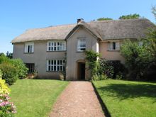 Middle Coombe Farm exterior. Eco Chic Devon Hallhouse On Organic Working Farm Sleeps Sixteen