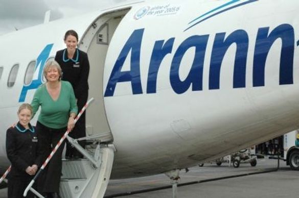 Anne Packer and Hostesses. Aer Rann