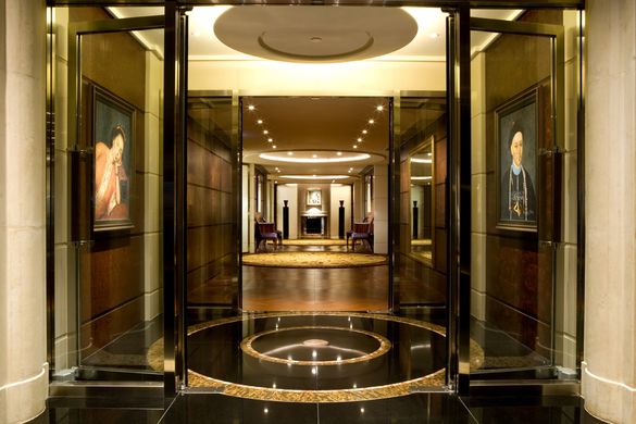 Grand Hyatt Hong Kong - Residence Entrance