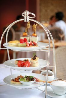 Guests also receive complimentary afternoon tea at the hotel�s signature 