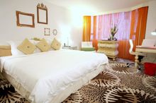 Deluxe Super King Room