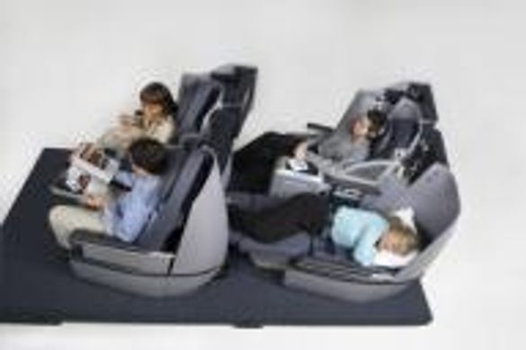 CONTINENTAL AIRLINES LIE-FLAT BUSINESSFIRST SEAT