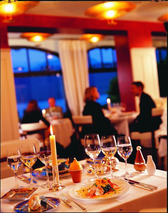 One of Europe�s leading luxury hotels, the Park Hotel Weggis on picturesque Lake Lucerne close to the Swiss Alps, promises gourm