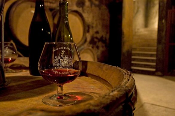 �Go Barging� Offers Luxury Wine Appreciation Charter Cruises In France For 2009