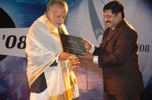Mr Gulu Lalvani was awarded the \'Best Boating and Yachting Personality of the Year\' in the inaugural International Boating