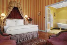 deluxe_room2