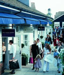 LONDON � Bicester Village