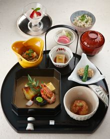 Traditional Ten-shin Lunch Set