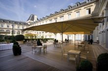 CP Paris Republique - Courtyard