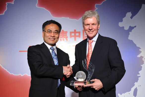 Tony South (right) receiving award