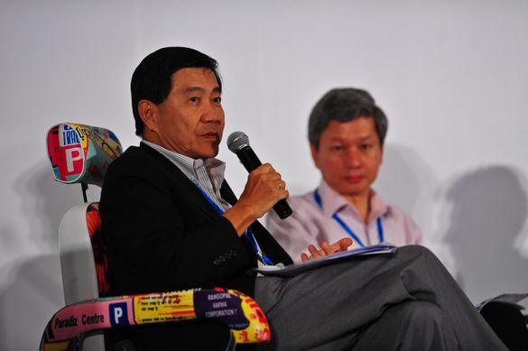 Bill Liu addresses the WIT 2008 audience