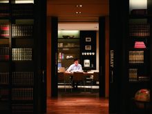 Library and Reading Room - Grand Hyatt Erawan Bangkok