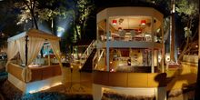 Claridges, New Delhi, one of Delhi's leading hotels with spacious, luxurious rooms