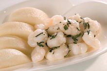3.	Shang Palace�s Saut�ed River Shrimp with Long Jing Tea and Tianjin Pear 