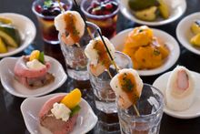 The Lobby Lounge�s Supper Buffet