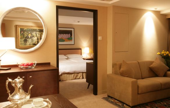 The Minden features 64 well appointed guest rooms, including two spacious suites with chic design