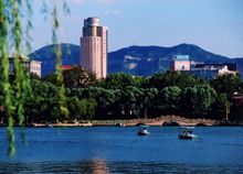 Sofitel Jinan Silver Plaza - Lake