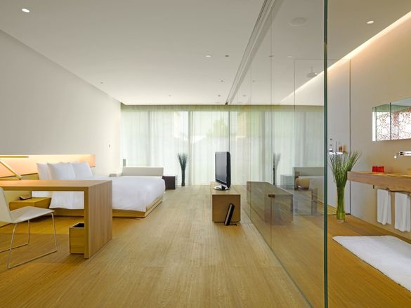 The Opposite House�s Studio 70