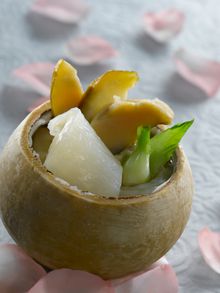 Man Ho Fall Skin Nourishing Menu - Fish maw and sea whelk soup