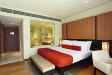 The Claridges Surajkund, Delhi joined WORLDHOTELS Deluxe Collection and is a brand new contemporary style 204-room luxury hotel