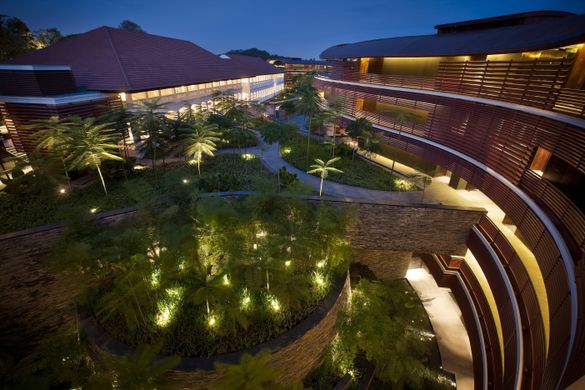 Capella Singapore_Courtyard2