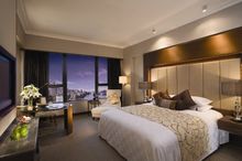 Sofitel Macau at Ponte 16 - Luxury Room