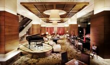Sofitel Plaza Hanoi - Song Hong Bar