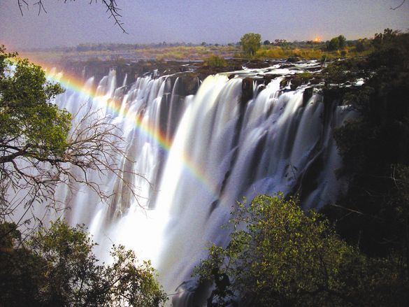 LUNAR RAINBOW