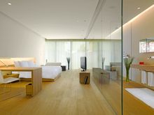 The Opposite House�s Studio 70