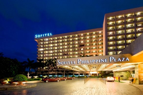 Sofitel Philippine Plaza Manila - Nightview