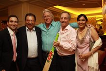 Peter de Kretser, Tungku Peter Imran, Jeff Thomson, Michael de Kretser, Ranjit Kaur