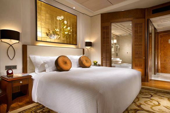 The Grand Langham Room �  large open plan bathroom with shutter windows leading to the living area