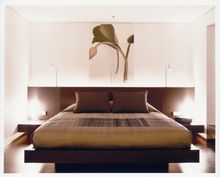 The hotel has 171 rooms, including four Penthouse Suites and the two-bedroom COMO Suite.  Even the smallest room � the 22 City R