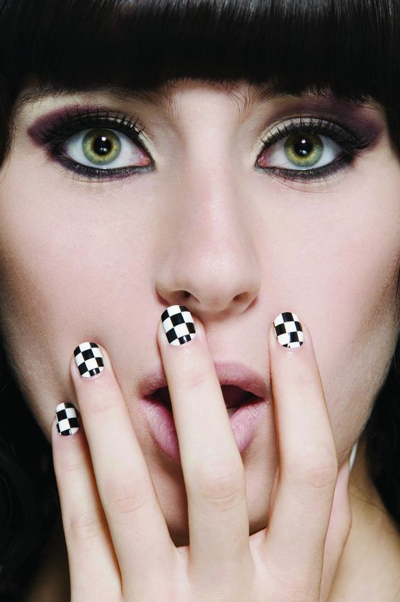 MiraSpa MINX Nails
