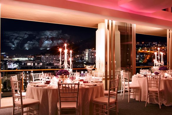 One&Only Cape Town provides a stunning collection of venues for a couple’s special day, including the Penthouse, boasting breath