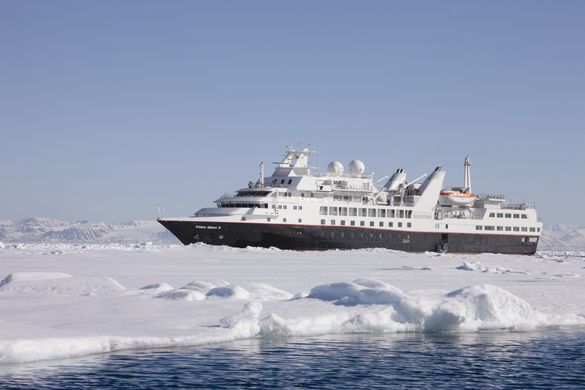 During February 2012, Silver Explorer will depart on an 11 day ‘Chilean Fjords and Patagonia’ expedition 