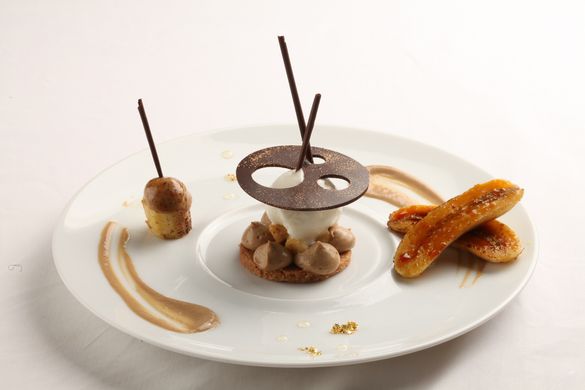 Guest Chef Jiro Ogue's Dessert - Carmamelized Banana & Coffee Cream Ensemble with Jerusalem Artichoke Ice Cream
