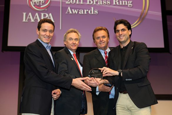 Thomas, Roland and Jürgen Mack (from right) with Matthias Kirch (Europa-Park) received the „Brass Ring Award for Human Resources